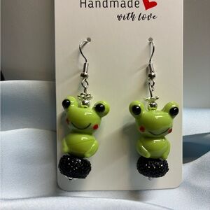 Charming Frog Earrings - Green and Black